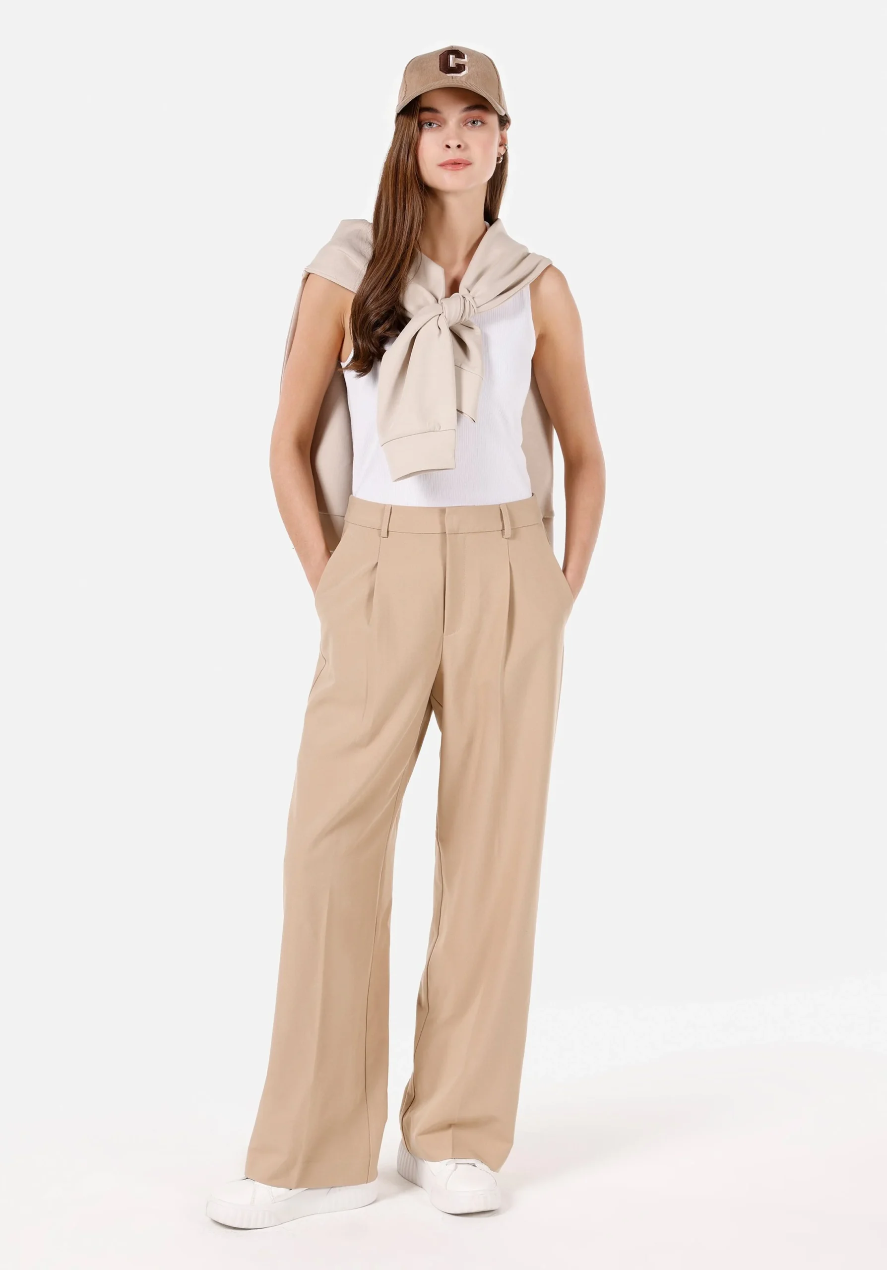 Colins ile Yeni Moda Trendlerini Keşfet!