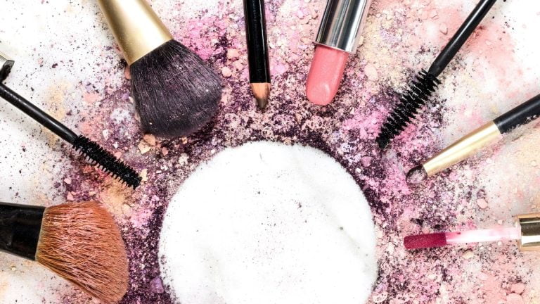 Kadınların Güzellikleri Avon'a Emanet!