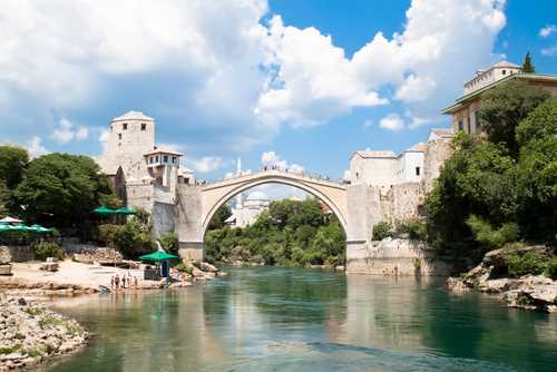 Touristica ile Hayalindeki Seyahatlerle Dünyanı Gez!